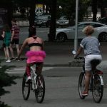 Харьков, девушки на велосипедах, лето 2016