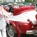 На «выставке» американских автомобилей победил советский мотоциклист (фото)