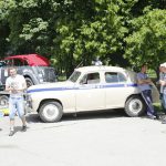 На «выставке» американских автомобилей победил советский мотоциклист (фото)