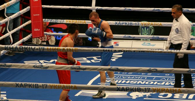 Второй день чемпионата Европы по боксу (фото)