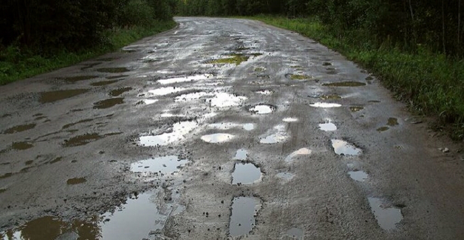 Украина побила все мировые рейтинги самых худших дорог