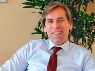 Немецкий капитан на мостике «Привата»