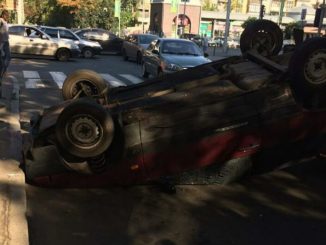 В Харькове вследствие столкновения перевернулся автомобиль