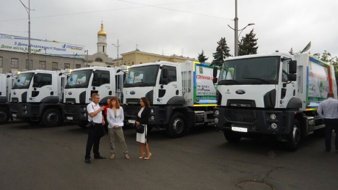 В Харькове мусор будут вывозить на «Форде»
