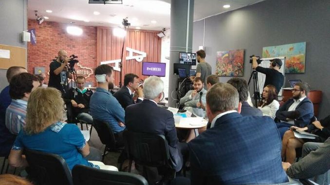 Харків: як депутати та громада до міськради потрапляли