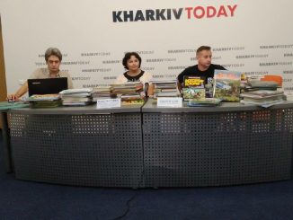 Дітям найкраще: нові книги будуть передані на Схід України
