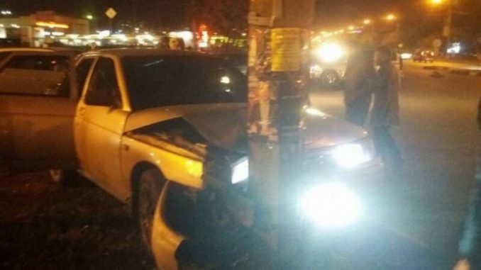 В Харькове водитель «под наркотиками» врезался в столб