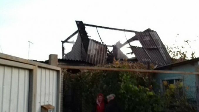 На Харьковщине загорелся дом – хозяин получил тяжелые ожоги