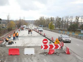 На Харьковщине проходит ремонт Песочинского путепровода