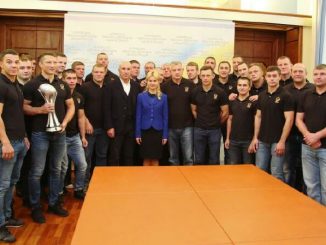 Светличная и Ярославский поздравили клуб «Олимп» с победами