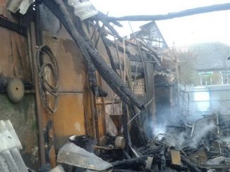 На Харьковщине загорелся дом -хозяин мог сгореть заживо