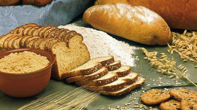 Чому українці стали їсти менше хліба?