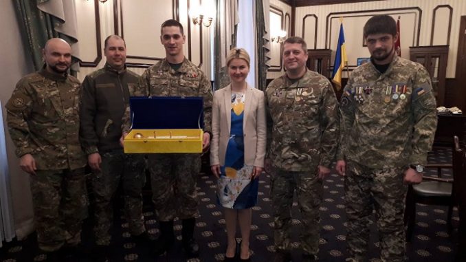 Ветераны АТО поздравили губернатора Харьковщины