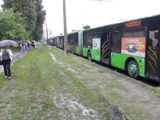 В Харькове, когда не дрифтуют трамваи – останавливаются троллейбусы