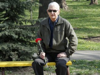 Торжественное возложение цветов к памятнику пострадавшим от аварии на ЧАЭС возглавила глава ХОГА